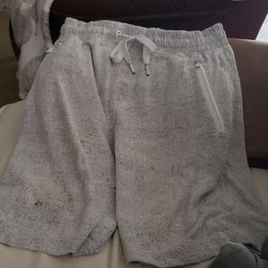 Lightweight cotton shorts